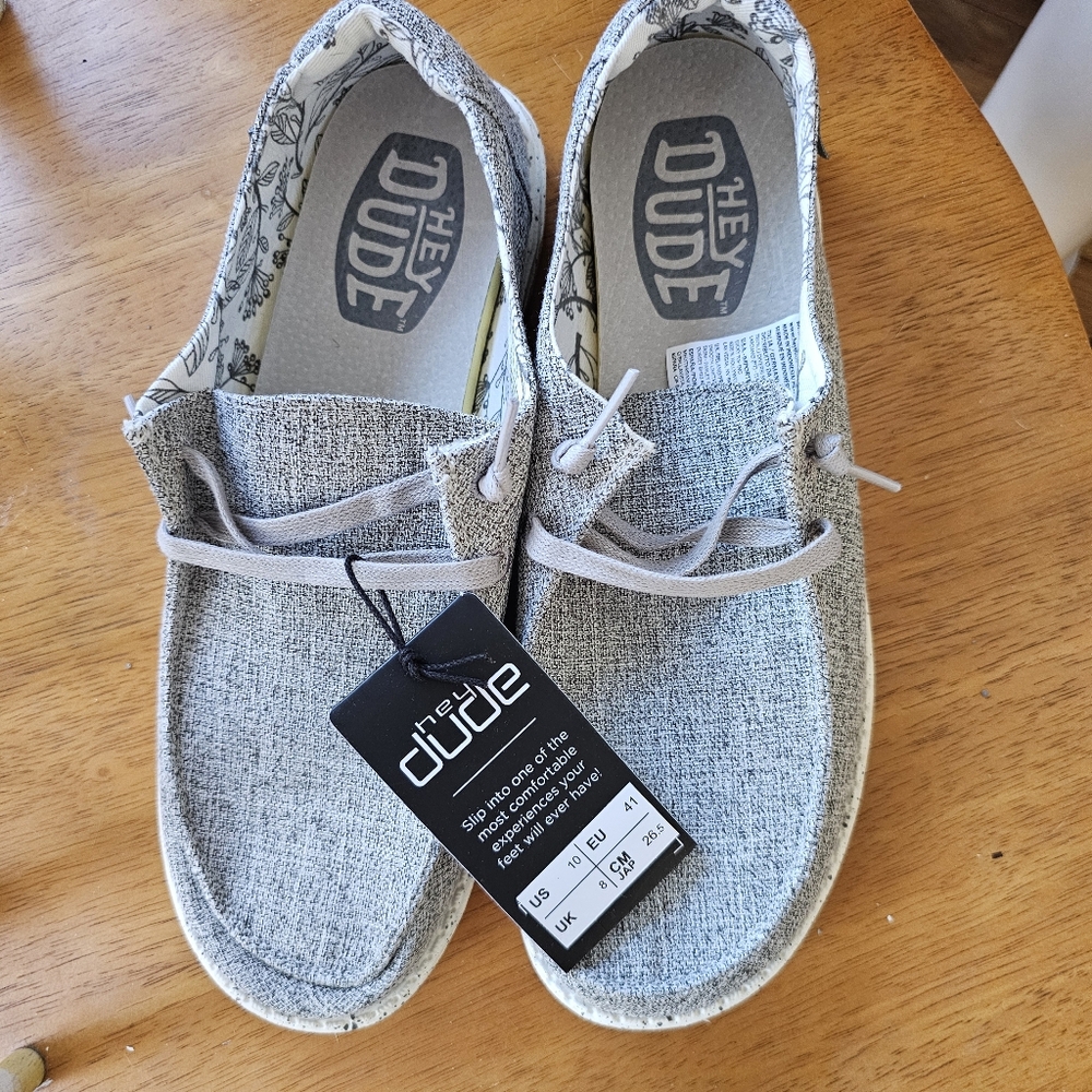 Hey Dude Shoes Size 10